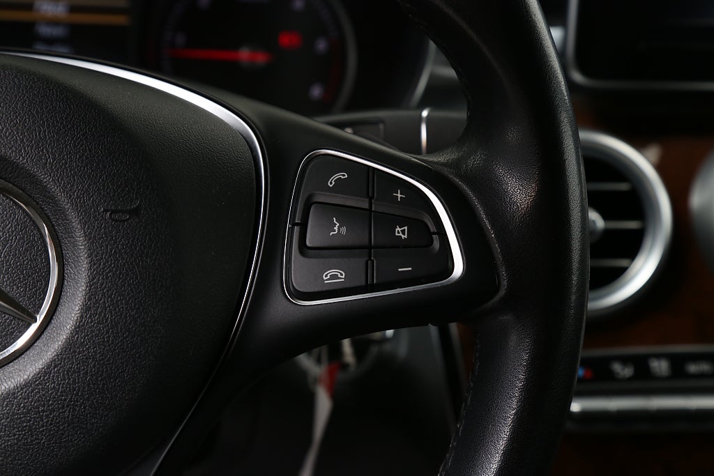 Mercedes-Benz GLC 220 d 4MATIC 9G-Tronic Exclusive Burmester 2017