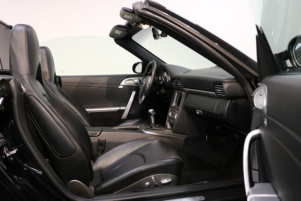 Porsche 911 Carrera S 2006 - miniatyr 10