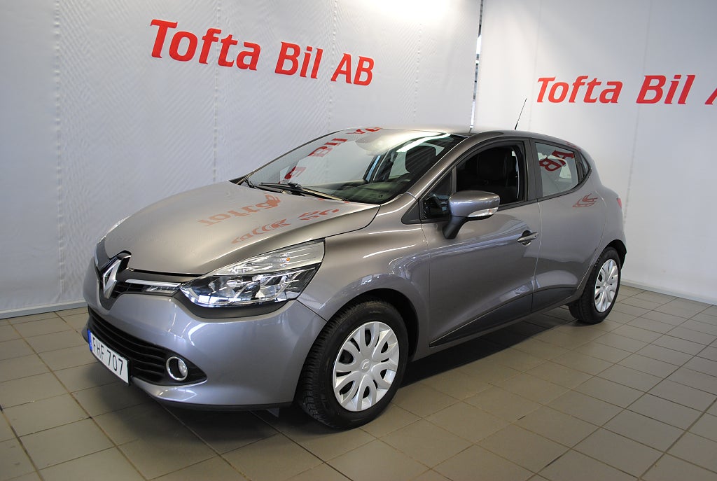 Renault Clio 90hk 10800 Mil 0- kontant