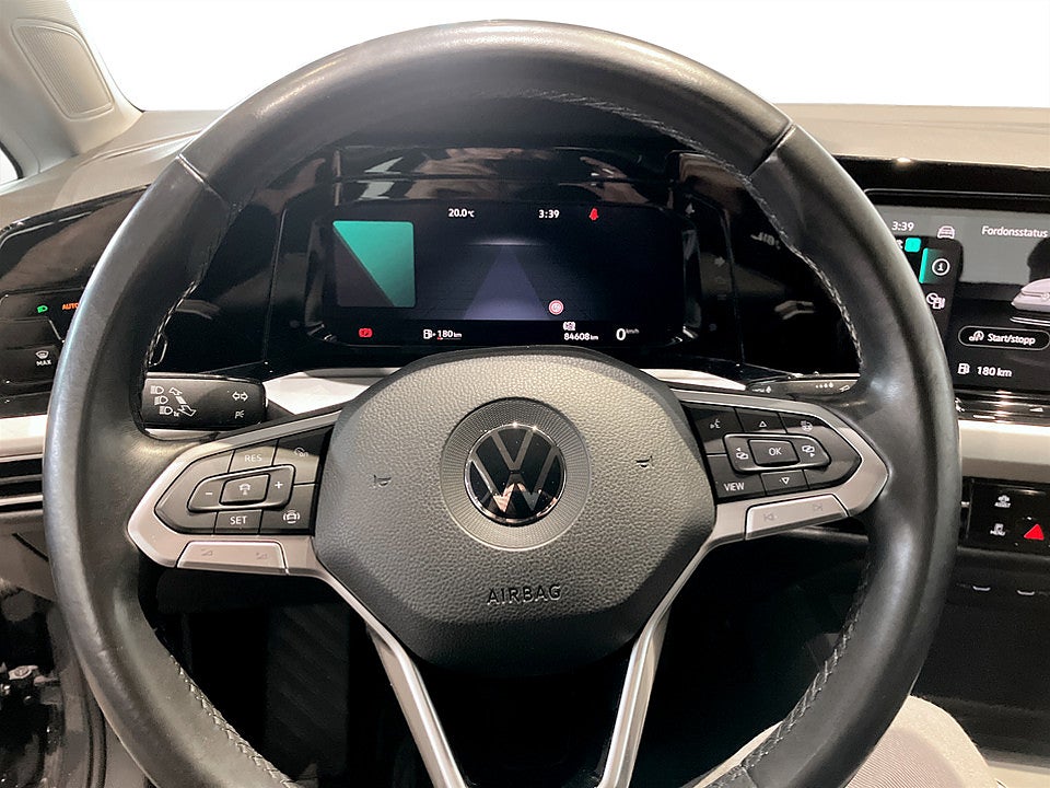 Bild på Volkswagen Golf Base 1.0 TSI 110hk BLUETOOTH FARTHÅLLARE