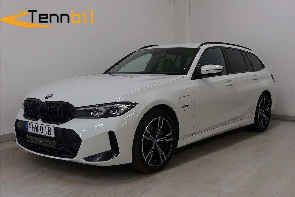 BMW 330e xDrive Touring Steptronic M Sport Drag P-Värme Navi