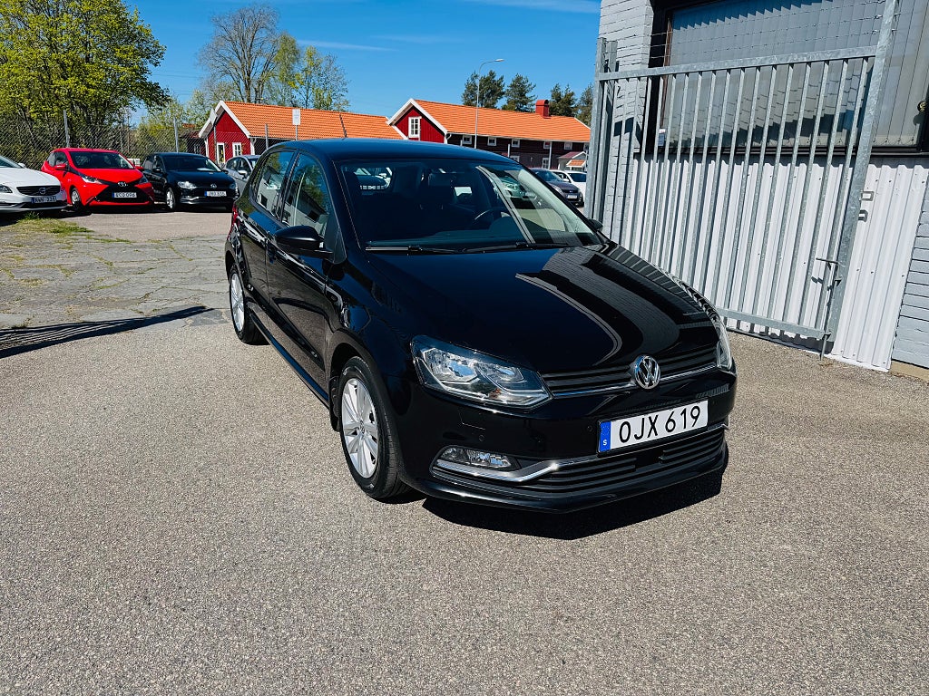 Volkswagen Polo 1.2 TSI 90HK BMT 5-D / 10400Mil