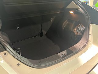Halvkombi Nissan Leaf 17 av 17