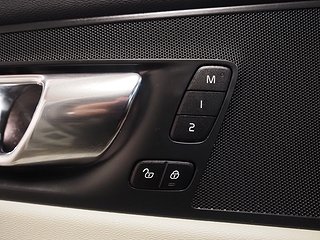 SUV Volvo XC60 19 av 26