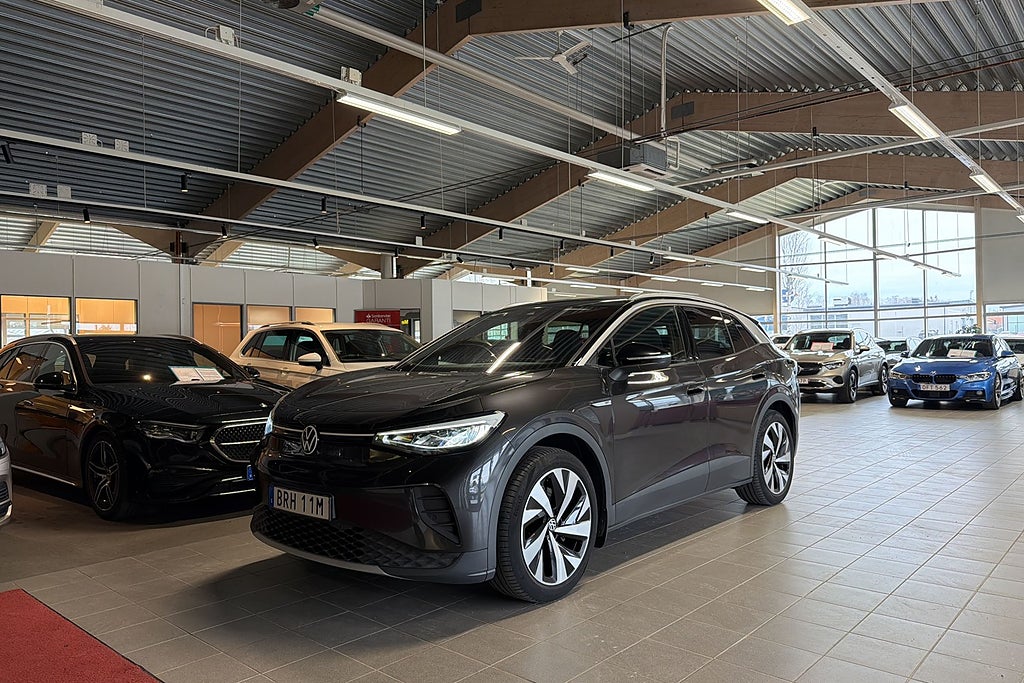 Volkswagen ID.4 Pro Performance 1st Edition / NAVI / 20tum / DRAG / 