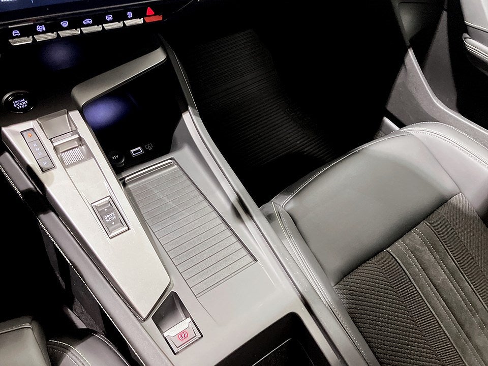 Bild på Peugeot 308 5D GT 1.2 PT 130hk Aut - 360-KAMERA, CARPLAY