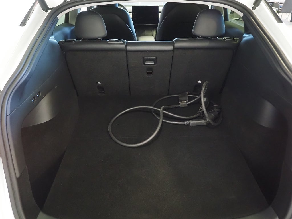 Tesla Model Y Long Range AWD 514hk Moms 20" Induction Pano 2021