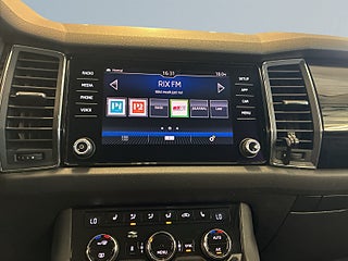 Skoda Kodiaq 2.0 4x4 Businessline Drag Dvärm Kamera CarPlay S&V-däck