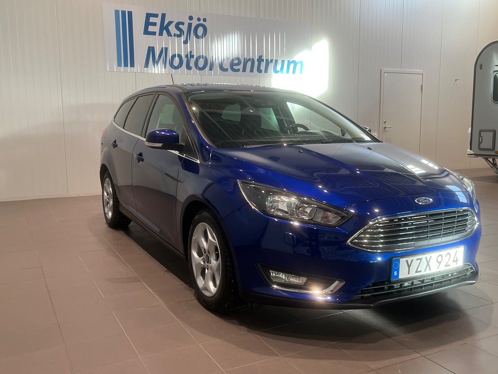 Ford Focus Kombi 1.0 EcoBoost Titanium *Dragkrok*