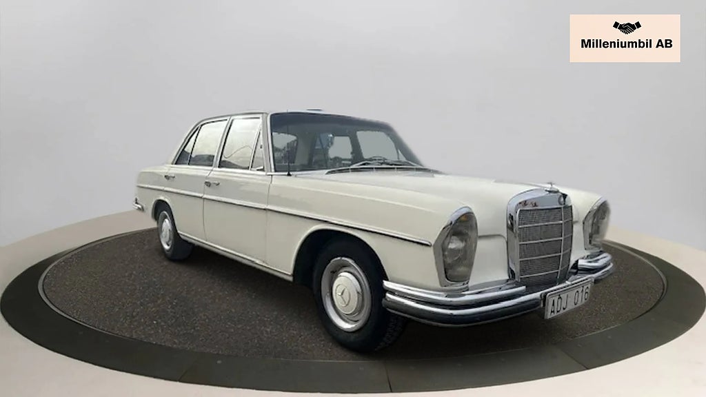 Mercedes-Benz W108/W109 250 S limousine 66