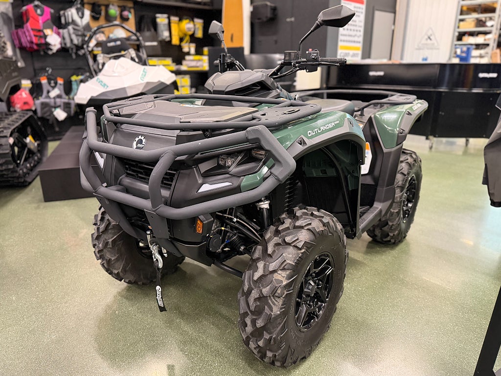 Can-Am Outlander PRO XU T HD7 Begagnad  
