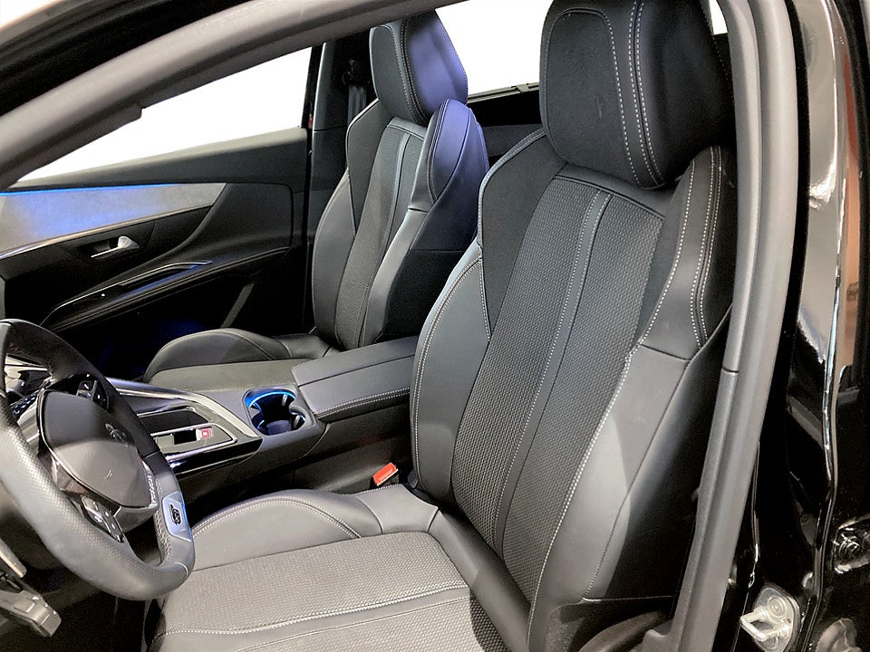 Bild på Peugeot 5008 GT 1.2 PT 130hk Aut - 7-SITS, B-KAMERA