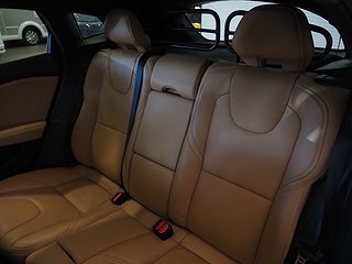 Halvkombi Volvo V40 Cross Country 22 av 23