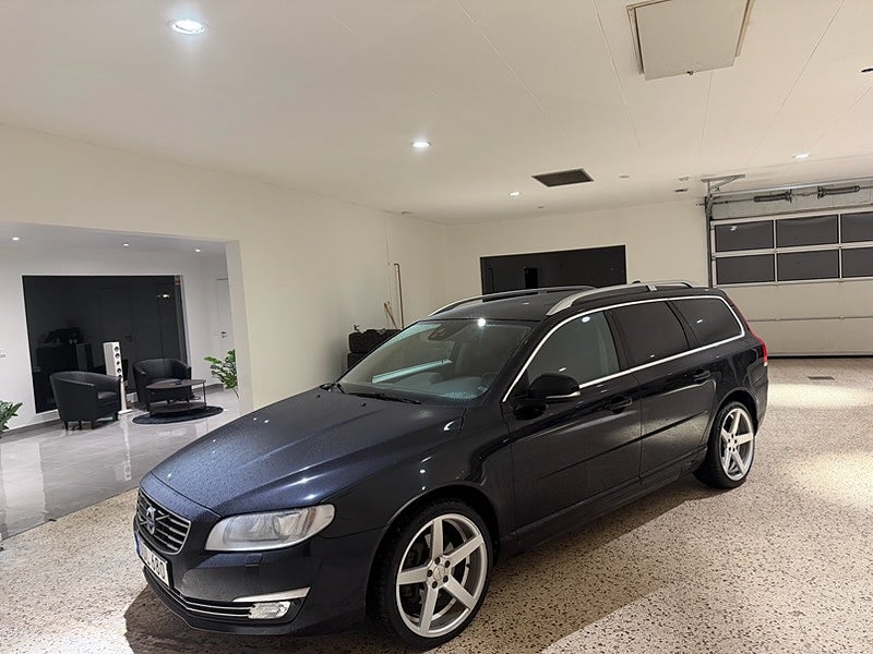 Volvo V70 D4 awd automat ny kam polestar välv