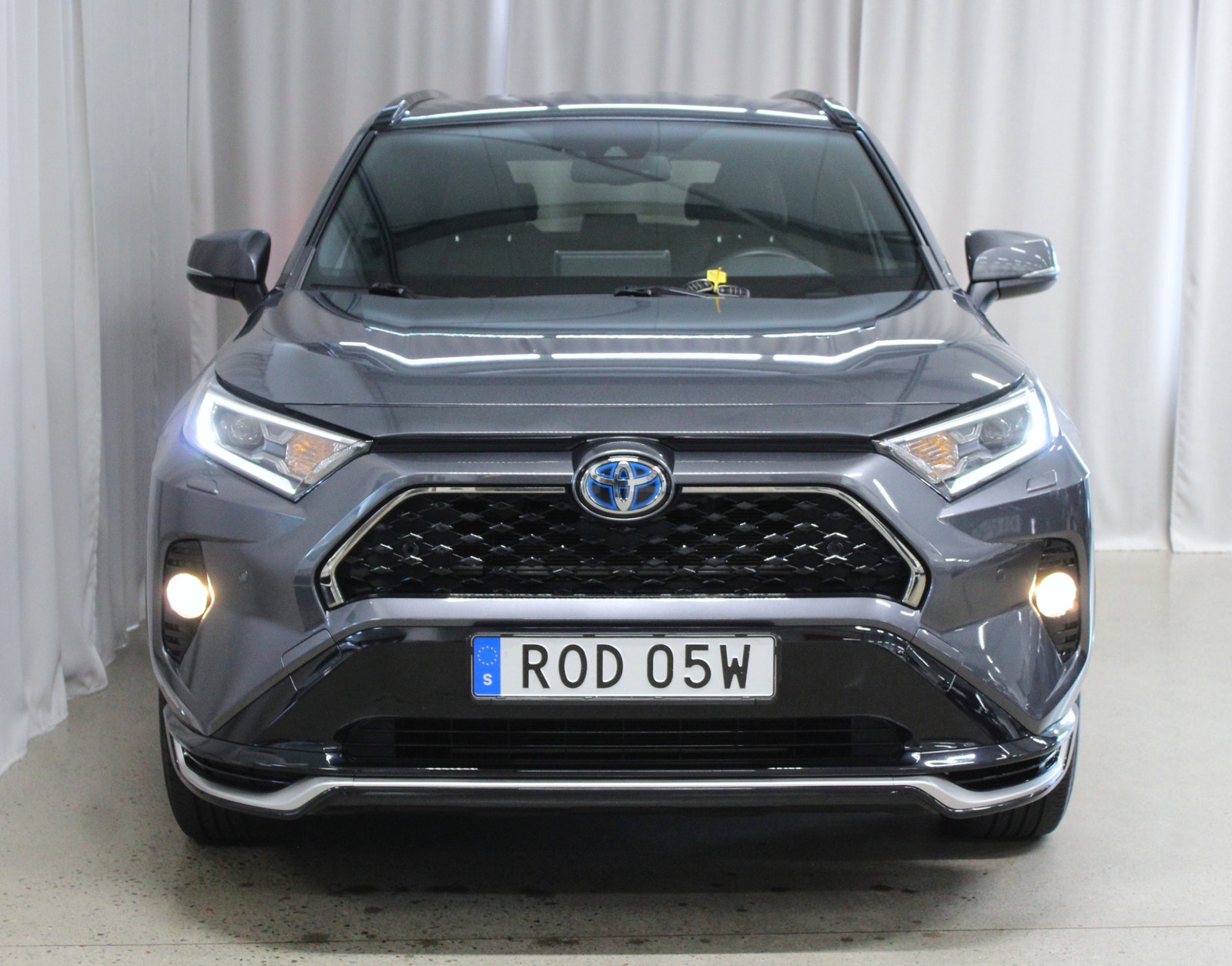 Toyota RAV4 Plug-in Hybrid E-CVT Launch Edition, Drag, B-Kamera 2021 - miniatyr 8
