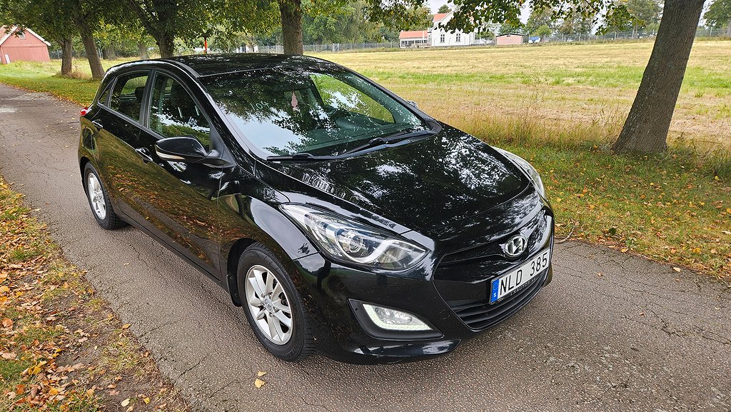 Hyundai i30 1.6 GDI Business, Automat, 