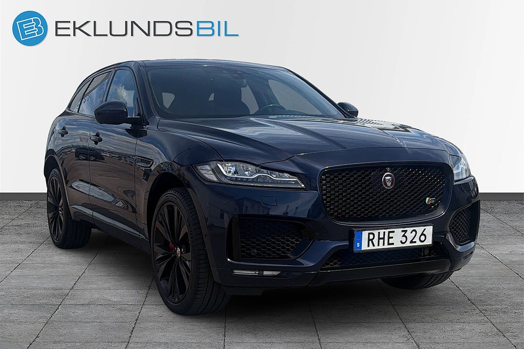 Jaguar F-Pace 2017