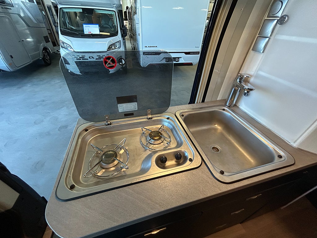 Knaus Boxlife R19 / Backkamera / Höj & Sänkbarsäng /Litium / Solcell  - Knaus