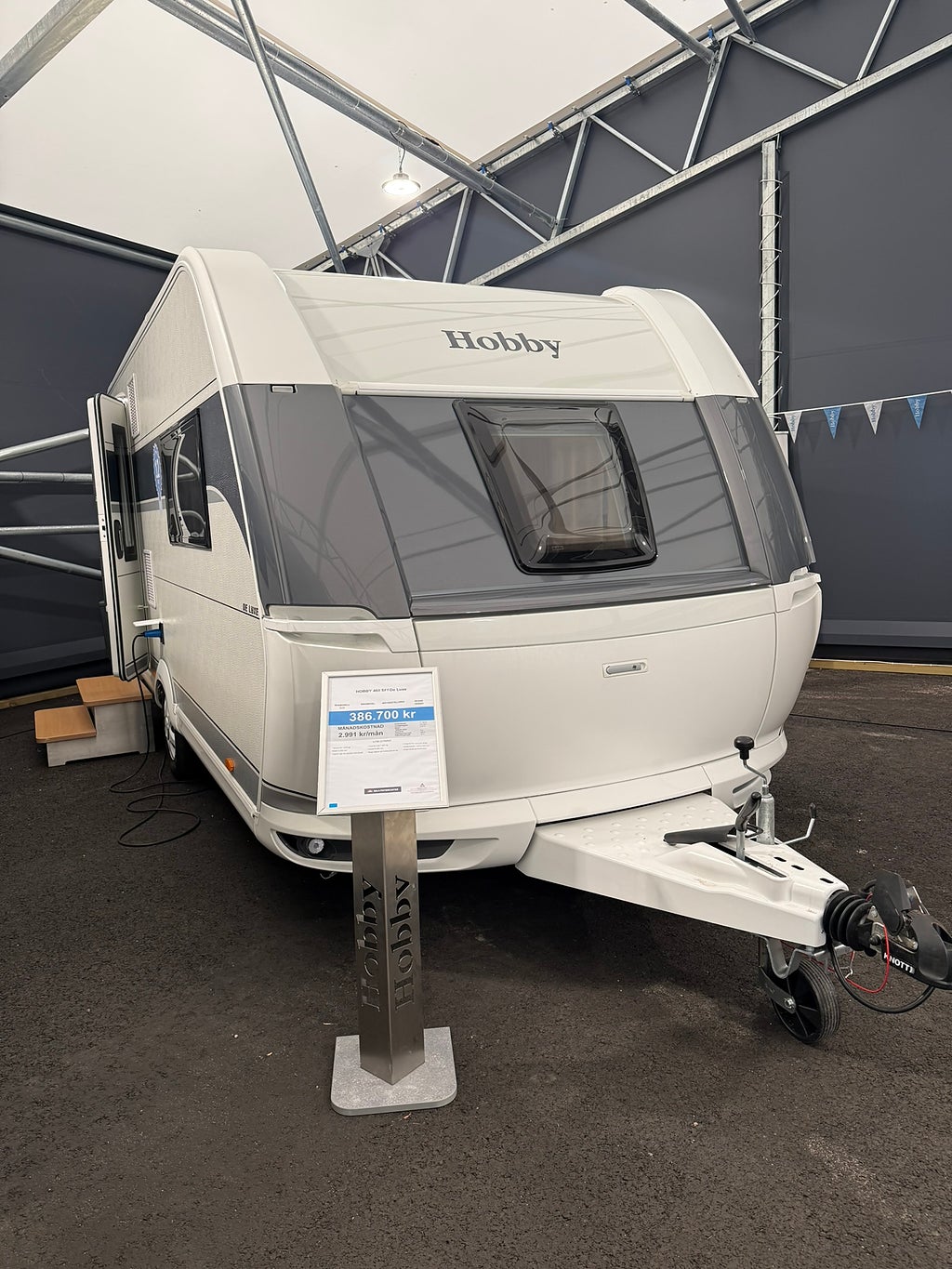 Hobby DE Luxe 460 SFF