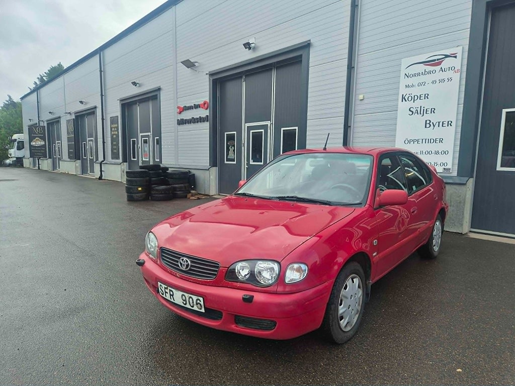 Toyota Corolla Liftback 1.6 VVT-i