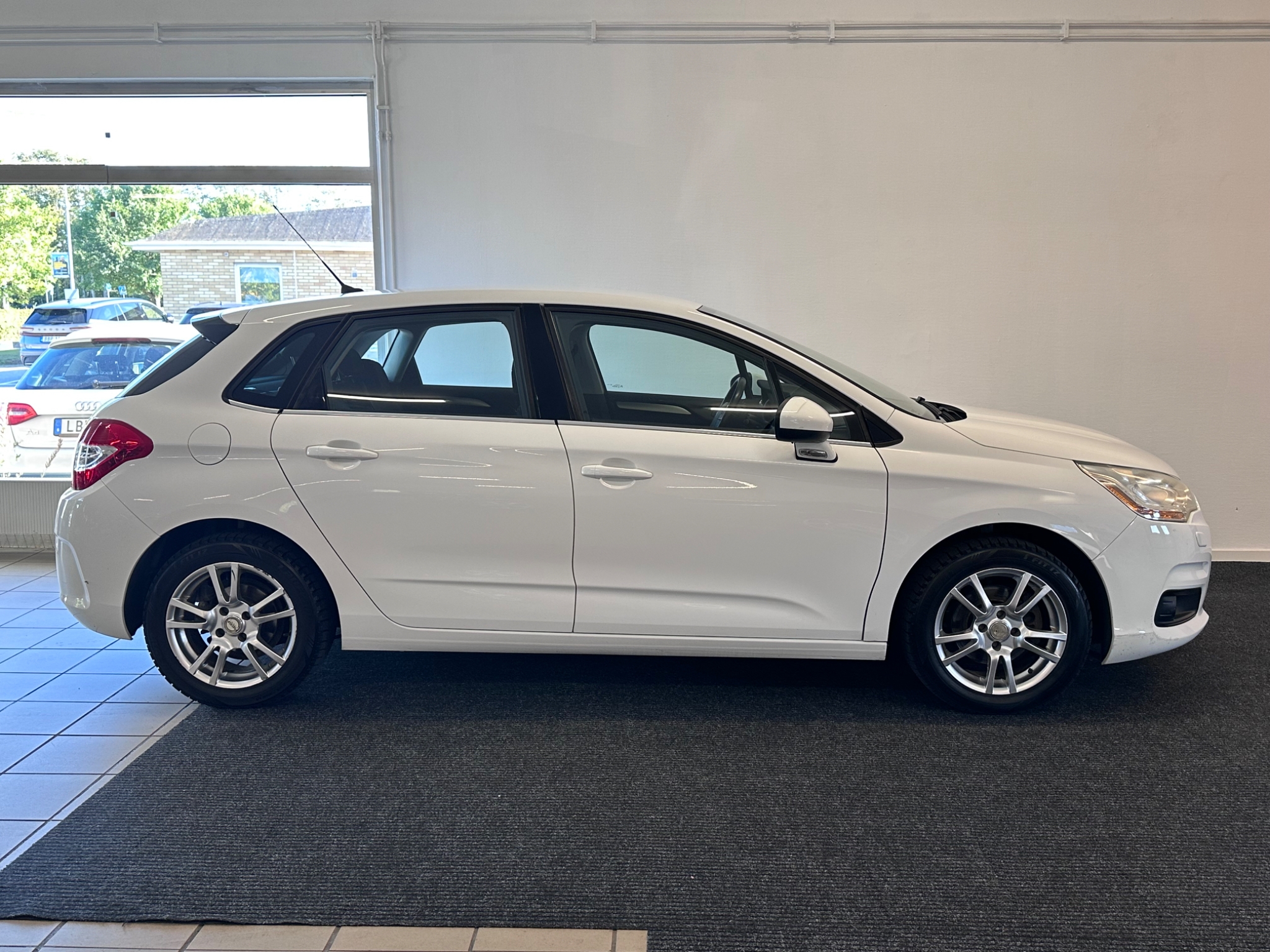 Citroen C4 2013, bild 6/10