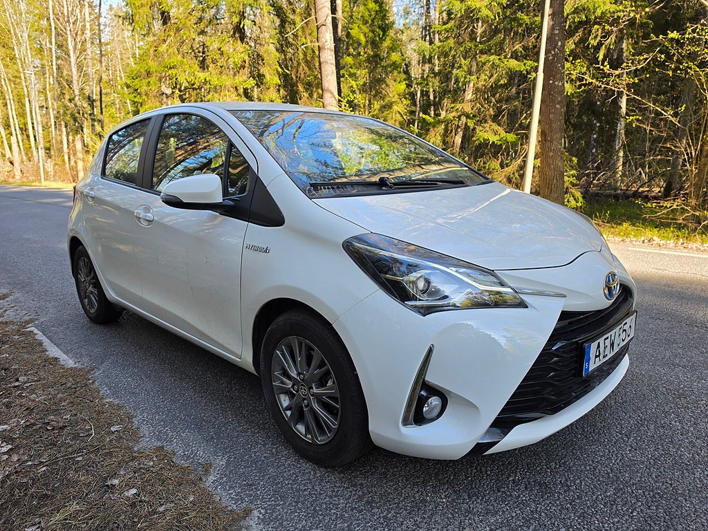 Toyota Yaris Hybrid e-CVT Active Euro 6