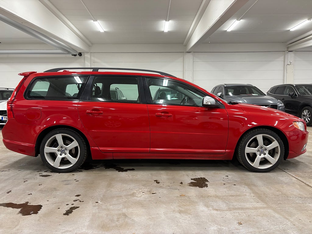 Volvo V70 2.5FT R-Design  Drag AC   