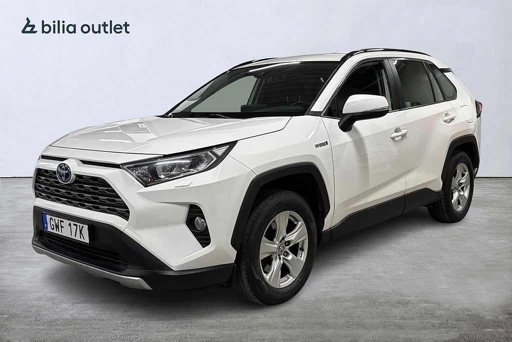 Toyota RAV4 Hybrid AWD-i E-CVT Active B-kam Carplay Adaptiv