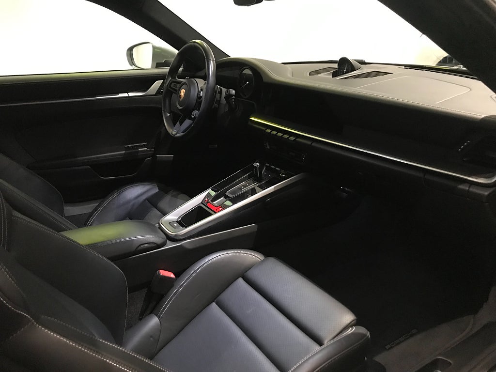 Porsche 911 Carrera S 2020 - miniatyr 15