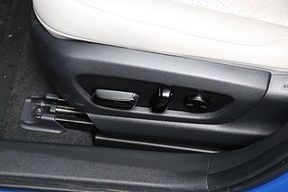 SUV Lexus UX 13 av 27