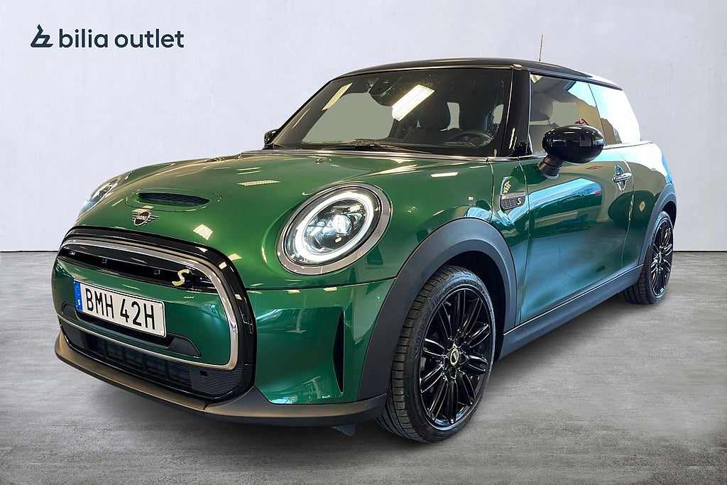 MINI Cooper SE 32,6 kWh 184hk / Navigation Sensorer CarPlay 