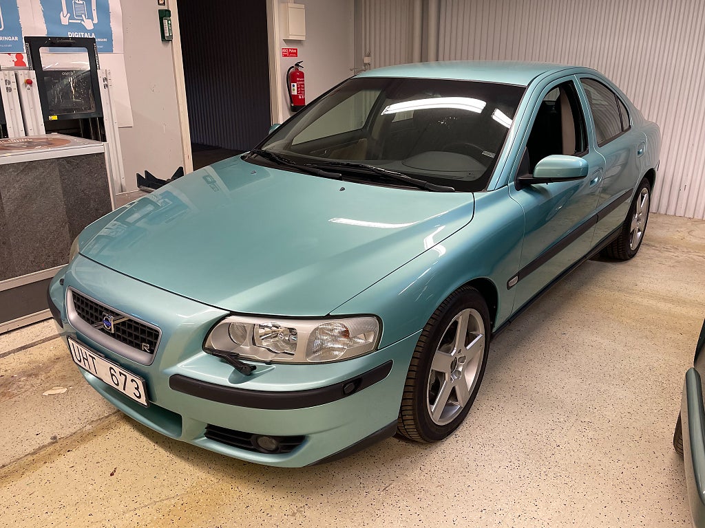 Volvo S60 R Svensksåld med låga mil