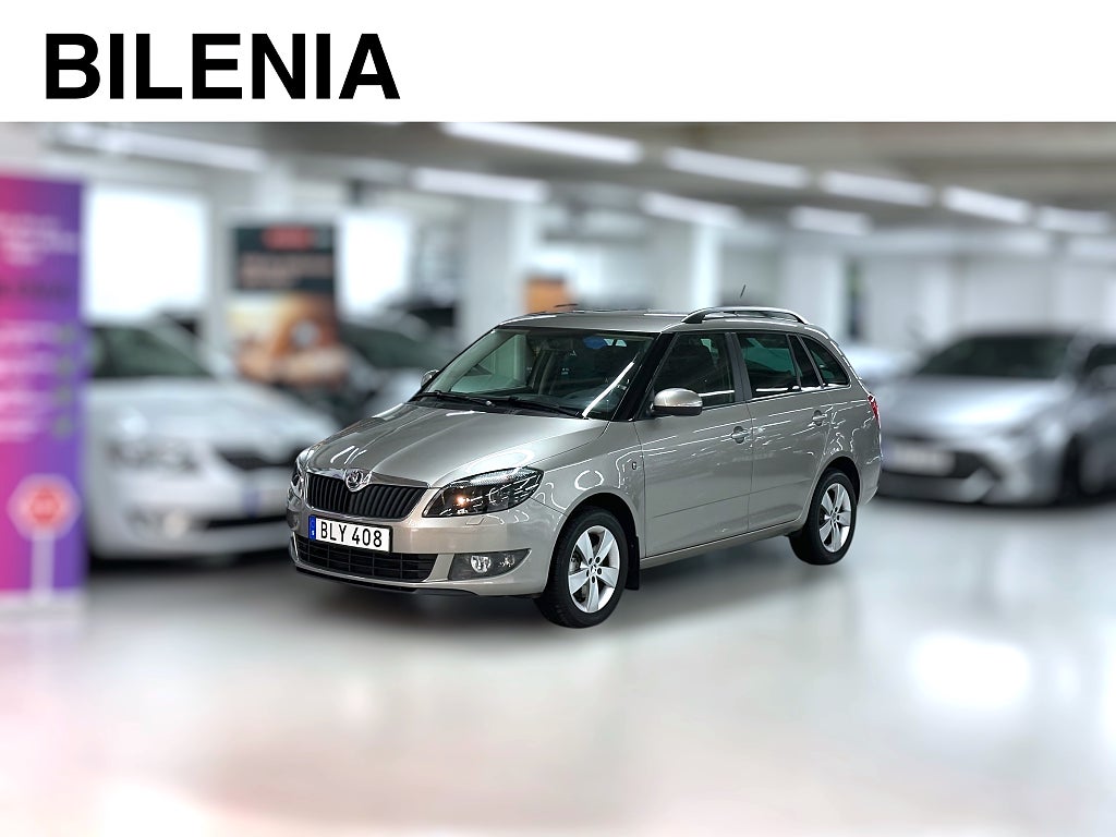 Skoda Fabia Kombi 1.2 TSI Ambiente Ambition låg mil