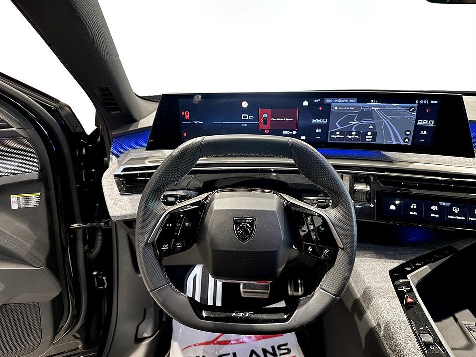 Bild på Peugeot 5008 GT Ultimate 1.2 PT 145hk Aut PANORAMATAK DRAG