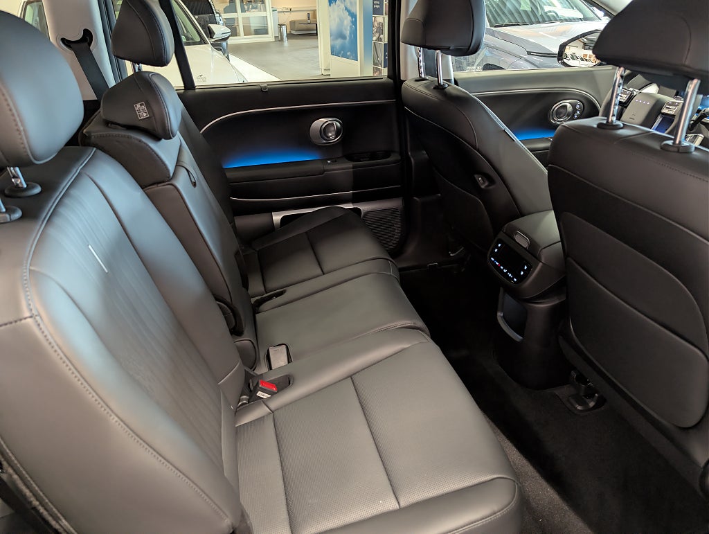 Hyundai IONIQ 9 110 kWh AWD Business lease thumbnail