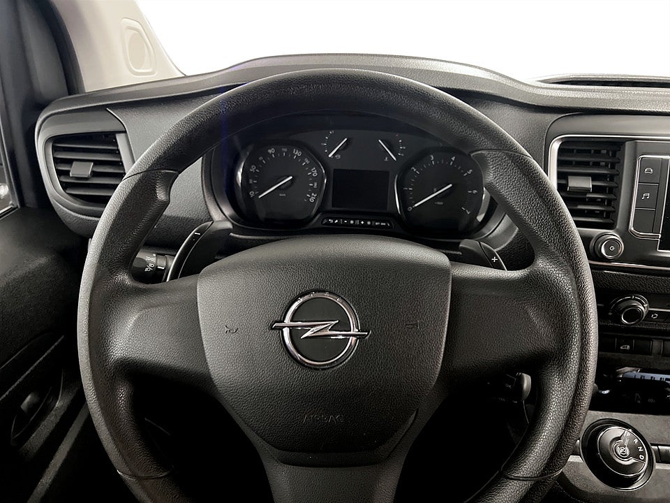 Bild på Opel Vivaro Business 2.0 BHDi 145hk Aut L3 B-KAMERA WEBASTO