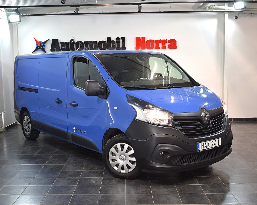 Renault trafic Skåpbil 2.7t 1.6 dCi Lång /Moms/KROK/B-Kamera/Navi