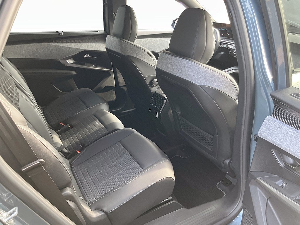 Bild på Peugeot 5008 GT Hybrid 145hk Aut 7-SITS - DEMO, Nya Vinterhjul ingår