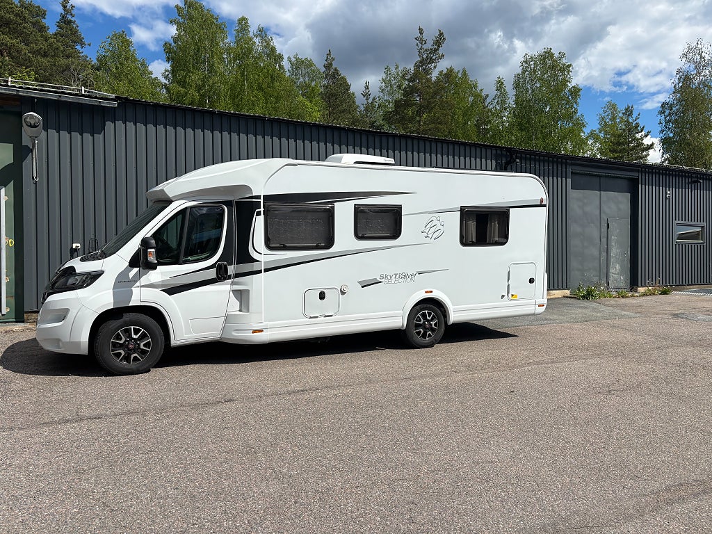 Knaus Sky TI Silver Edition Aut / Queensbed / AC /Solcell 