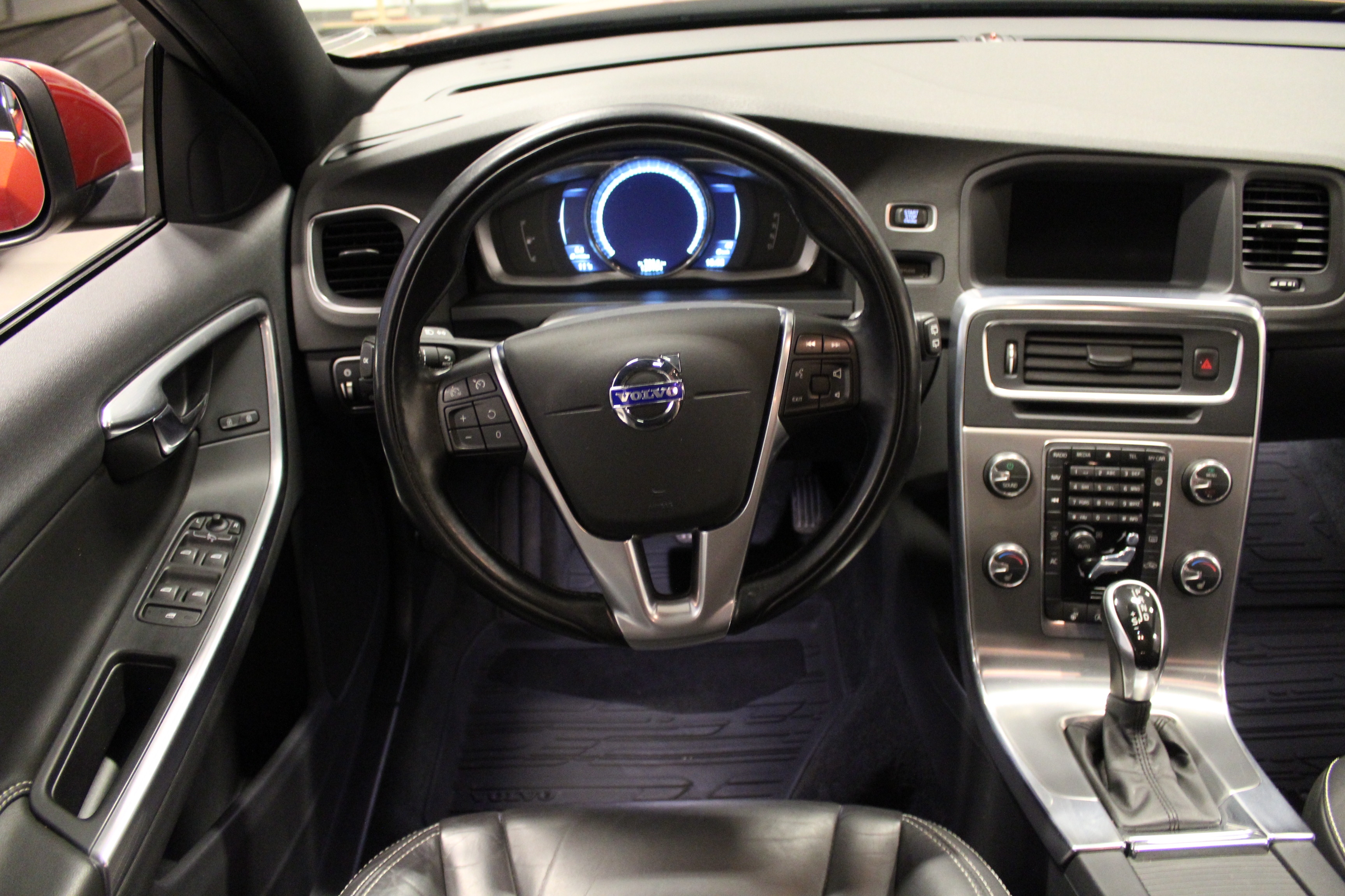Volvo V60 2014, bild 7/41