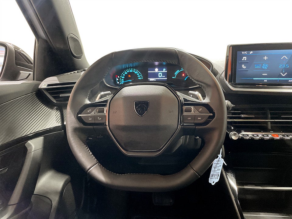 Bild på Peugeot 2008 Style Hybrid 136hk Aut - CARPLAY, BACKSENSORER