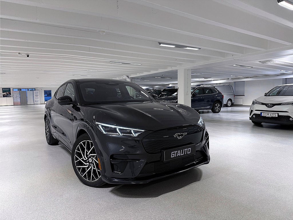 Ford Mustang Mach-E GT AWD Performance Pano B&O 360° kamera