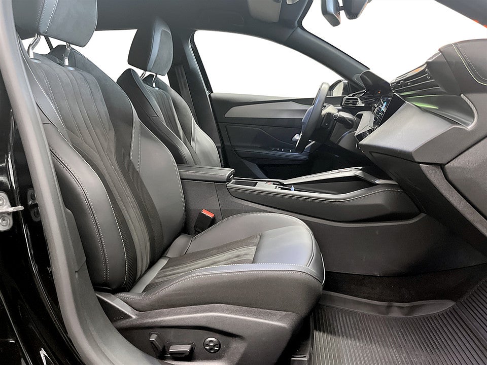 Bild på Peugeot 408 GT 1.2 PT 130hk Aut B-KAMERA MASSAGE