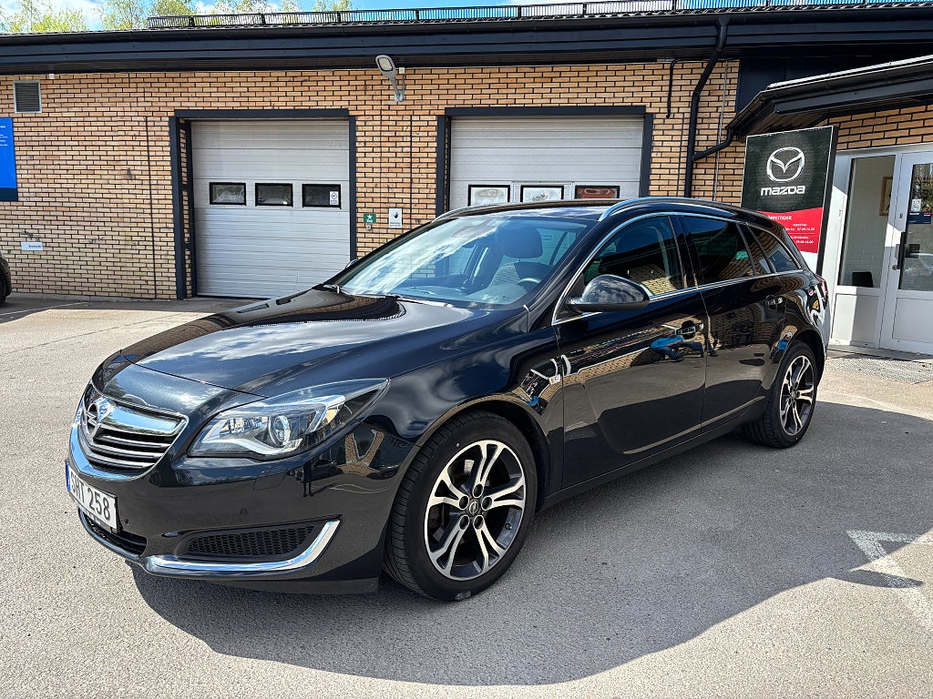 Opel Insignia Business Sports Tourer 2.0 CDTI 170hk 4x4 AT6 | V-Hjul