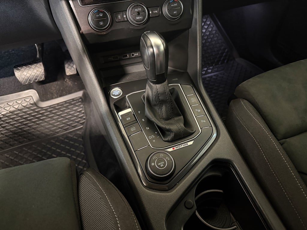 Volkswagen Tiguan  Allspace 5-sätes GT 190HK 4M Presentkort ICA 5000KR thumbnail