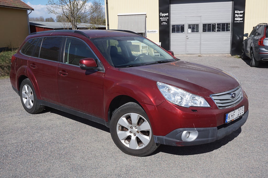 Subaru Outback 2.5 4WD Business/AUT/Drag/Nybes
