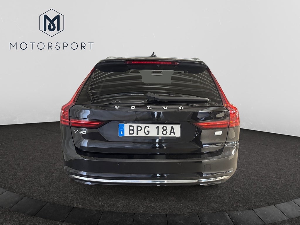 Volvo V90 Recharge T6 AWD Aut Core Edition Adaptiv fart Helskinn bild 6