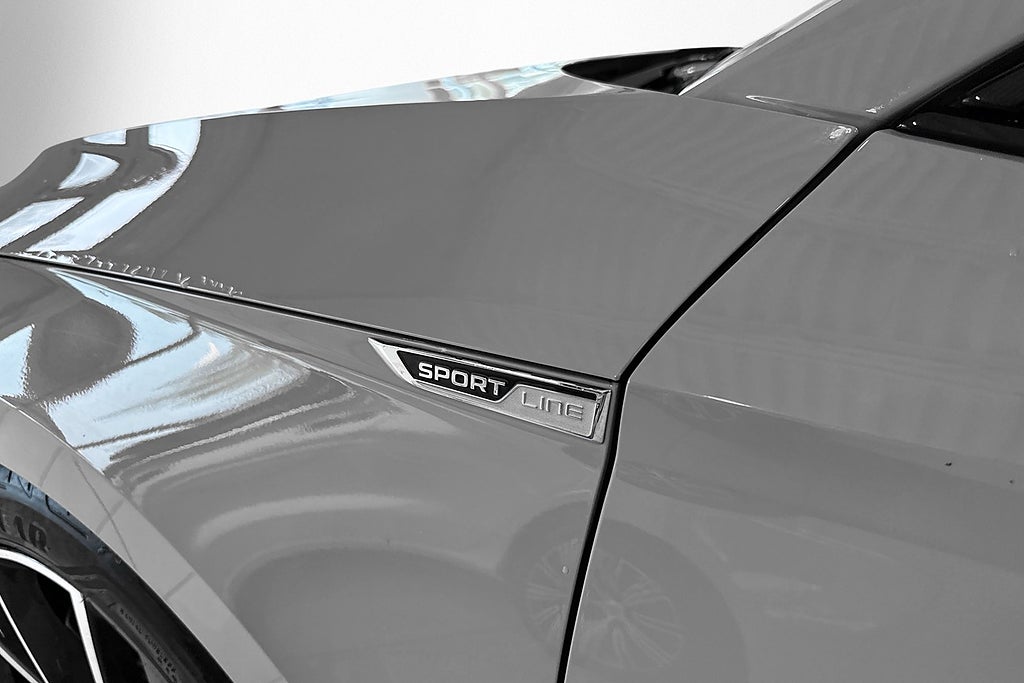 Skoda Superb Kombi 2.0 TDI 4x4 Business Sportline Drag Värmare Kamer miniatyr 5