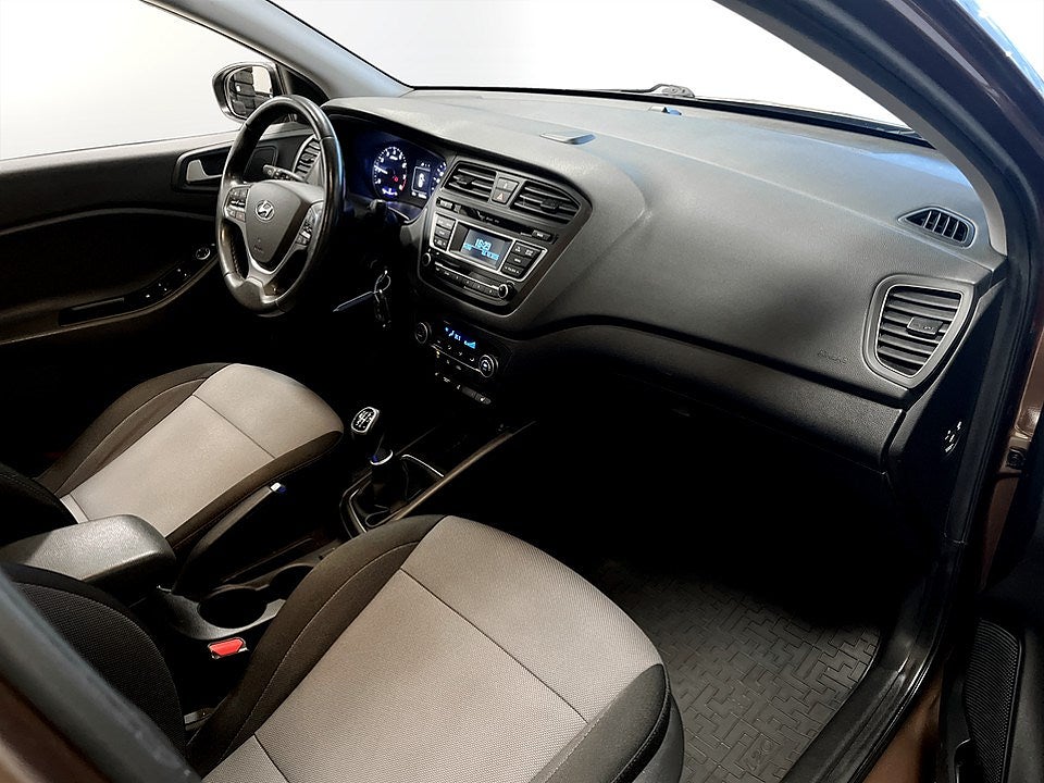 Bild på Hyundai i20 Premium Active 100hk - CARPLAY. P-SENSOR BAK