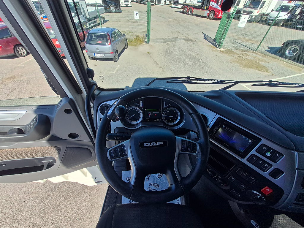 DAF XF 510 FTS 6x2 dragbil